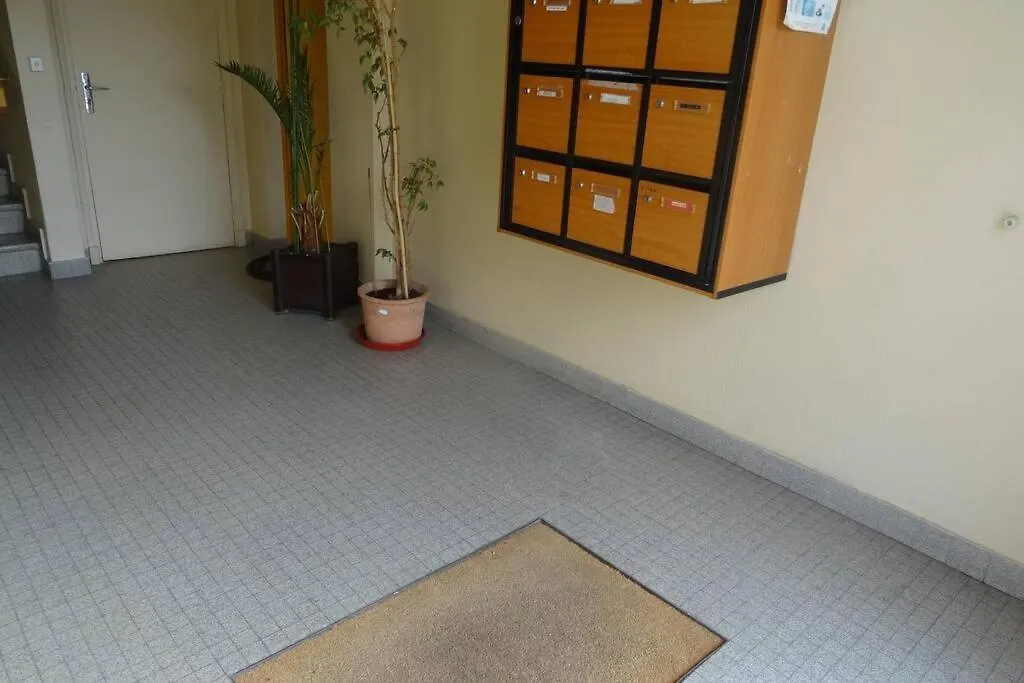 Appartement Petit nid douillet , calme avec vue sur le parc à Privas